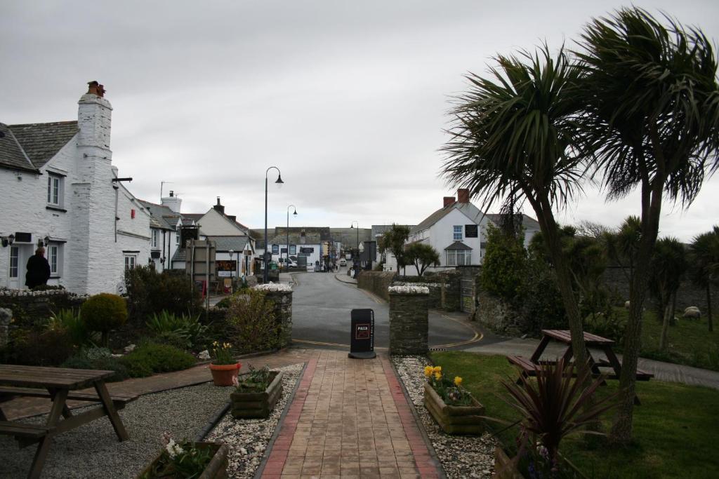 The Wootons Inn Tintagel Kültér fotó